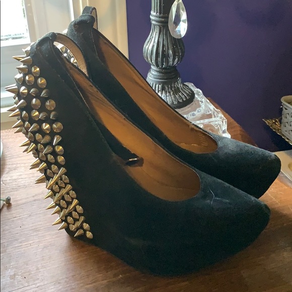 Jeffrey Campbell studded wedge size 8 - Picture 1 of 4